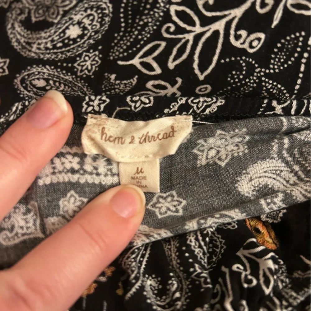 Hem & Thread Ruffle Tank Top - Picture 5 of 5